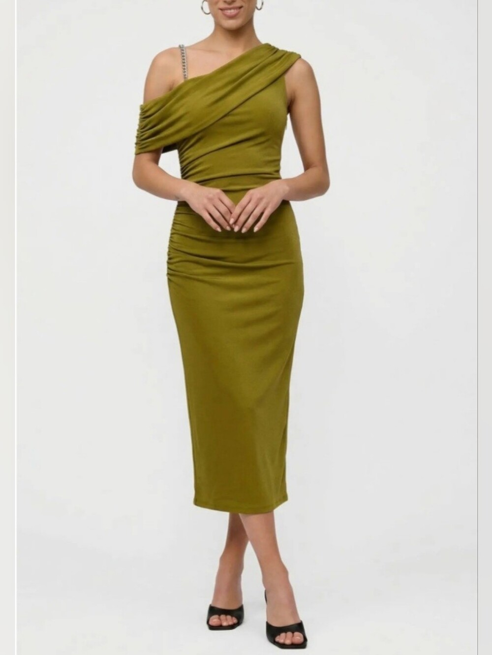 Women's Clothing (888)